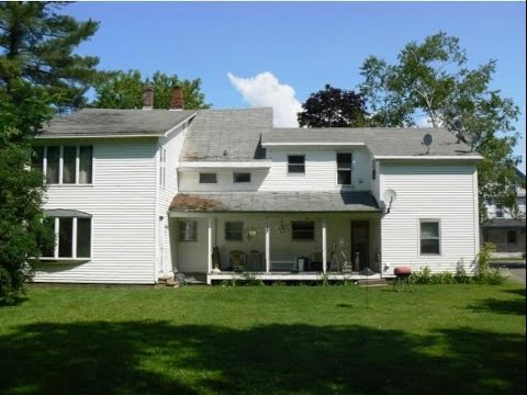 32 Park Street, Colebrook, NH home video tour