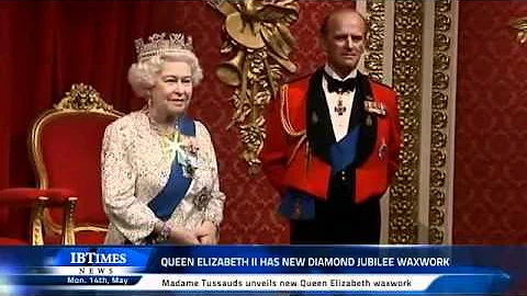 Queen Elizabeth II has new Diamond Jubilee waxwork