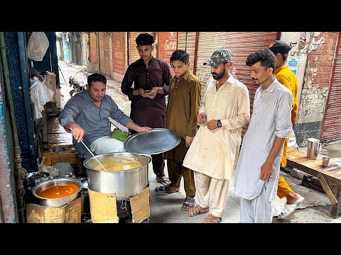 Tasty Mutton Chany Breakfast of Pure Punjabi Style 😍 |Iconic Pakistani Street Food Collection