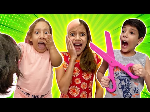 Maria Clara e a História Engraçada da Amiga que ficou Careca | Funny Video for kids - MC Divertida