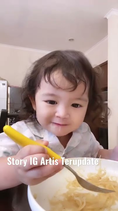 Thania Putri Onsu bangun tidur langsung makan mie lucu banget
