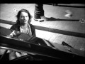 Ricardo Arjona - Acompáñame a Estar Solo (Video Oficial)