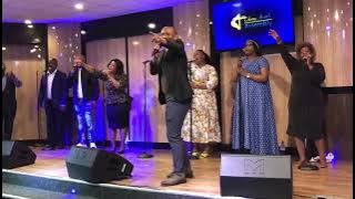 njengendluzela live by khayalethu masuku and Thabile Myeni