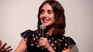 Glow Fysee Alison Brie, Sydelle Noel & Marc Maron On Physical Demands Of Pro Wrestling Comedy