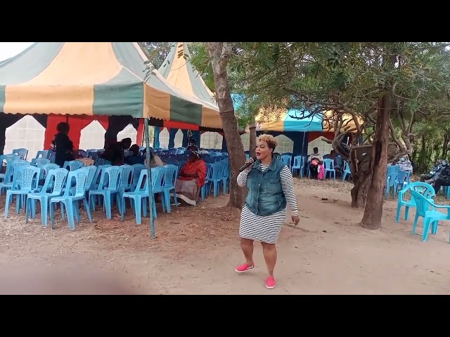 Switmaggy Dancing Jackson mutindas'(Masekete) Song Syindu muyo.Kungulu kwangala dance class=