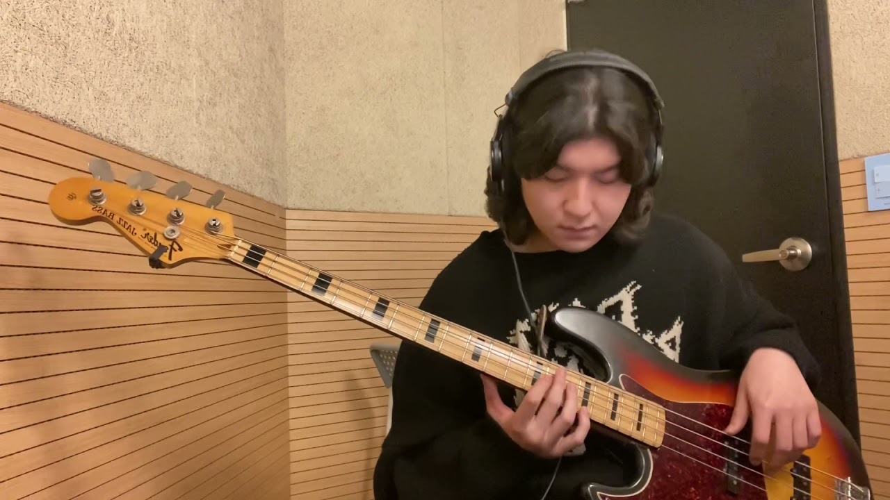 Earth Wind & Fire - September (1978) Bass Cover