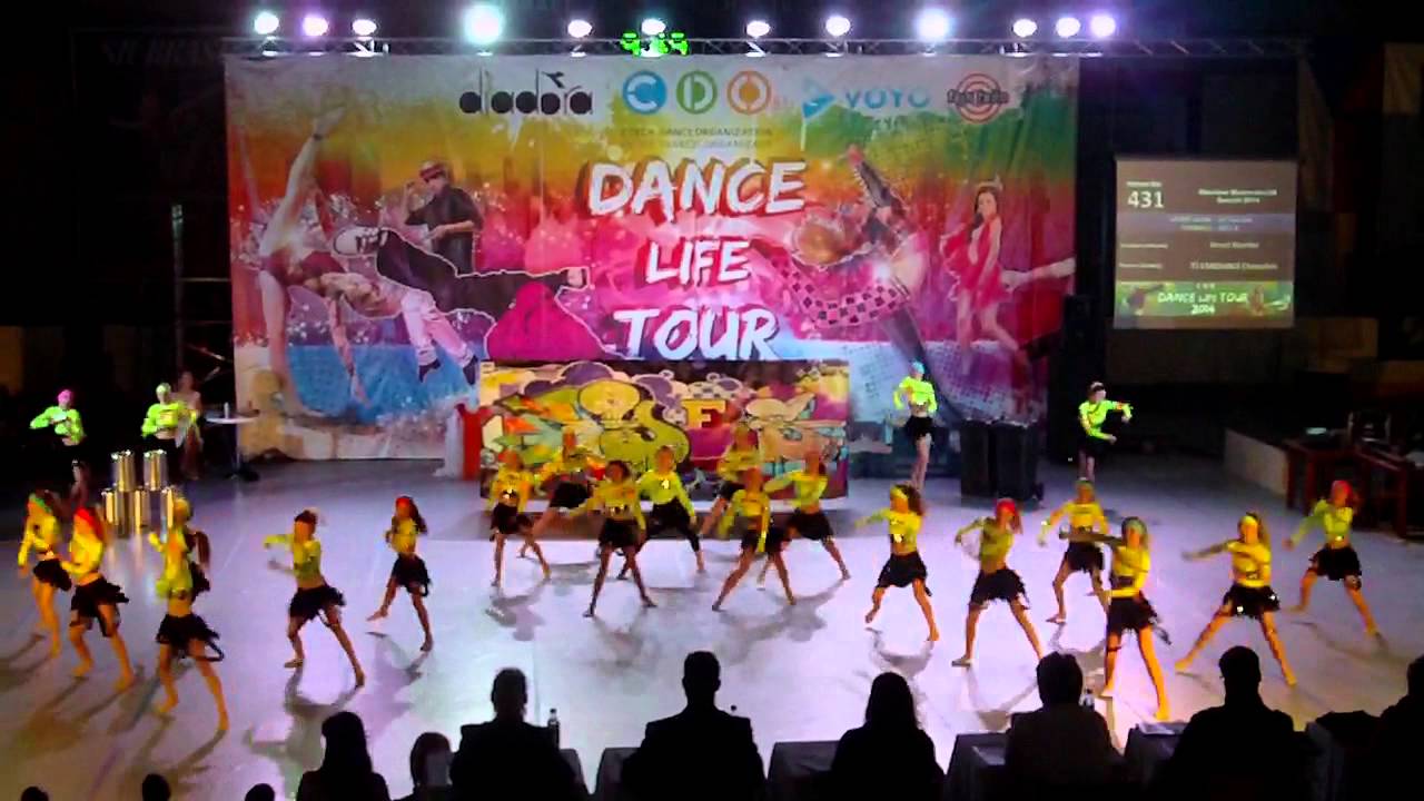 TŠ Stardance Chomutov - Latino show - Street mambo