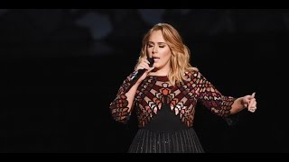Celebrity Adele -  Performance ¨Hello¨at GRAMMY´s 2017 Wealth