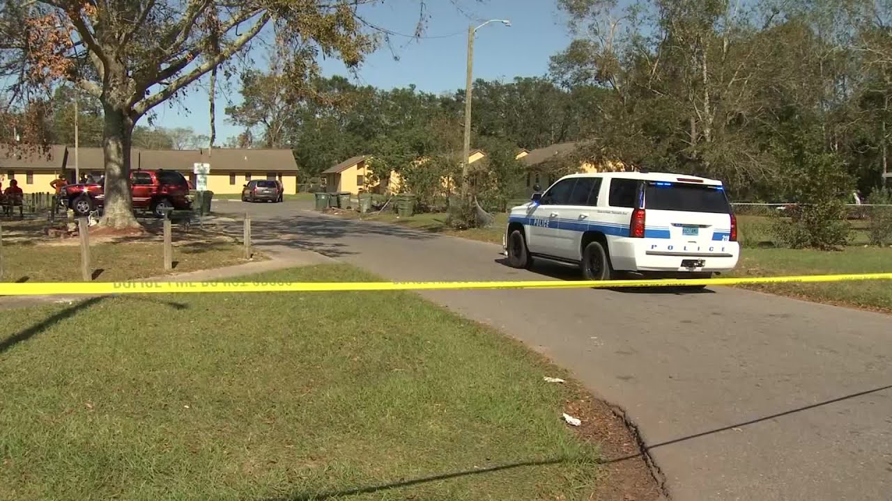 Teen charged with attempted murder in Foley shooting - YouTube