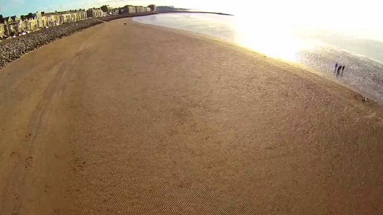 Q500 on morecambe beach