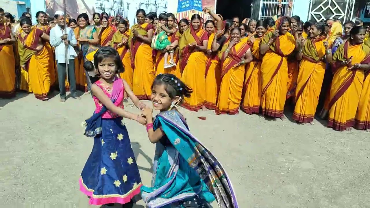 अकोला देव येथील राष्ट्रसंत श्रीपाद बाबा यांच्या पुण्यतिथी निमित्त दिंडी