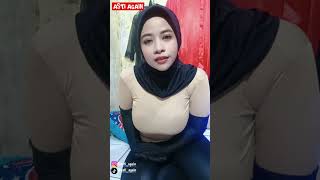 Pakai Manset Dan Legging Yang Aku Suka