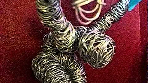 Samantha Churchill - Wire Sculptor