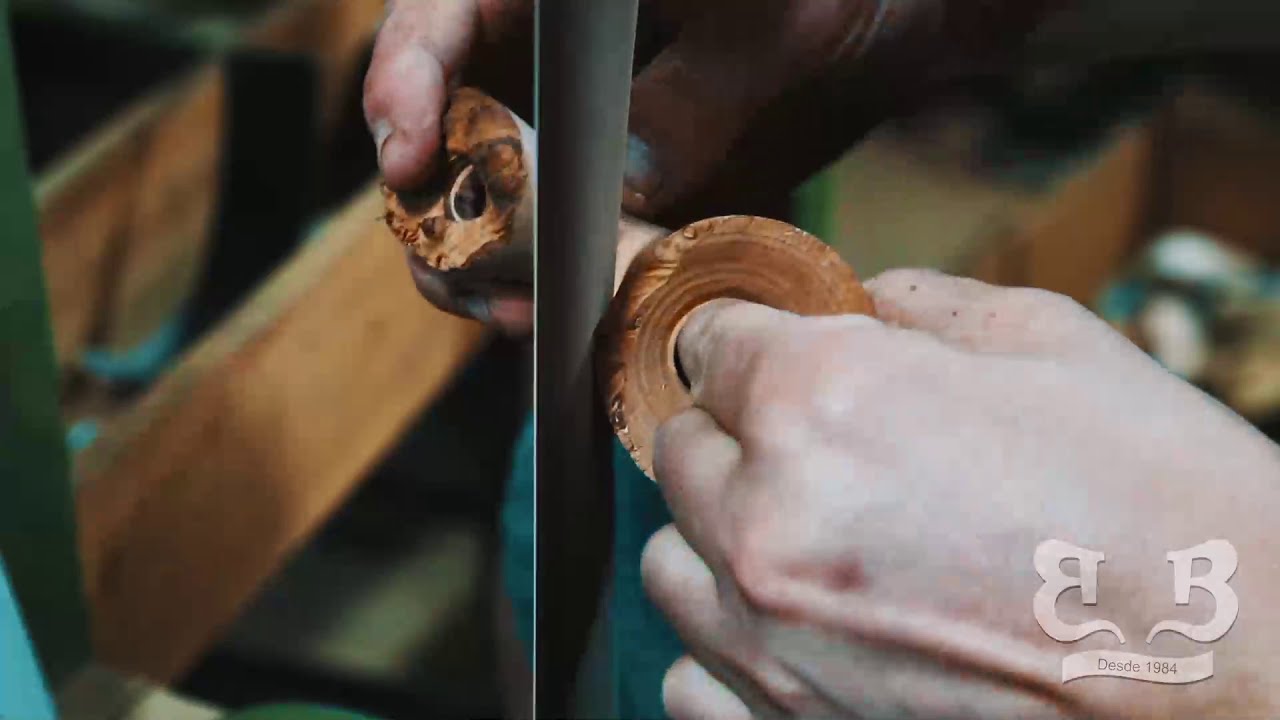 Cachimbos e Tabacaria Bertoldi - Vídeo Institucional