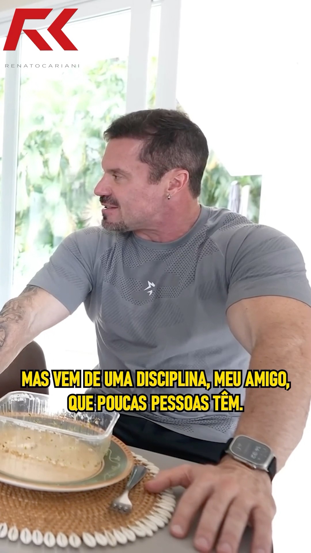 CARIANI SE IMPRESSIONOU COM A DISCIPLINA DO RODRIGO FARO! #renatocariani #rodrigofaro #disciplina