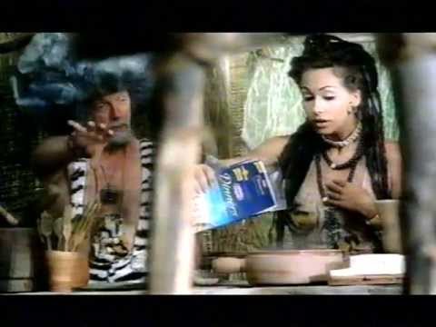 Tak trochu rande naslepo, podn jsem ani nevdla, jak pesn vypad a u k placikm sedt omka z trochy zakysan smetany, luiny a nastrouhanho bestCELER LABORATO Magda Friedjungov Celerov