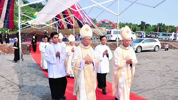 Lễ đặt viên đá đầu tiên tại  Đức Mẹ núi cúi