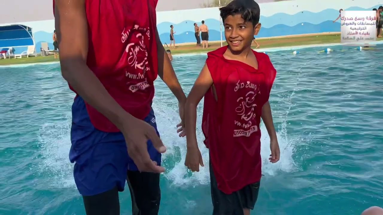 زيارة أعضاء فرقة وسع صدرك الى القرية المائية و بينك بانك بالخبراء يوم الخميس ١٤٤٥/٨/٢هـ