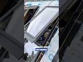Une fenêtre de toit qui se transforme instantanément en balcon. #btp #construction #chantier