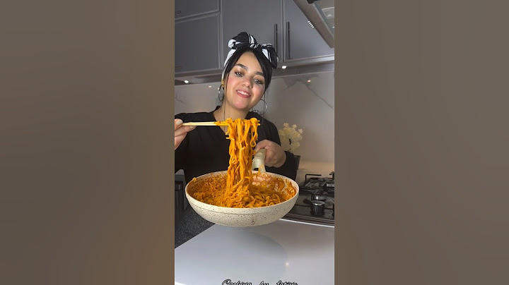 ايندومي محضرة في المقلاة كتجي معلكة و لديدة 🍜