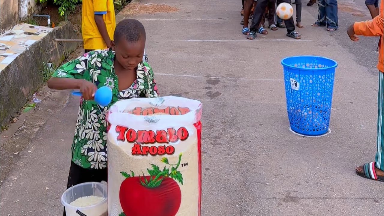 BOUNCE THE BASKETBALL BAG OF RICE | Pls subscribe to my channel