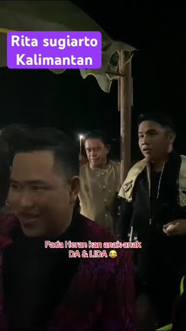 Wawa sugiarto dua kursi