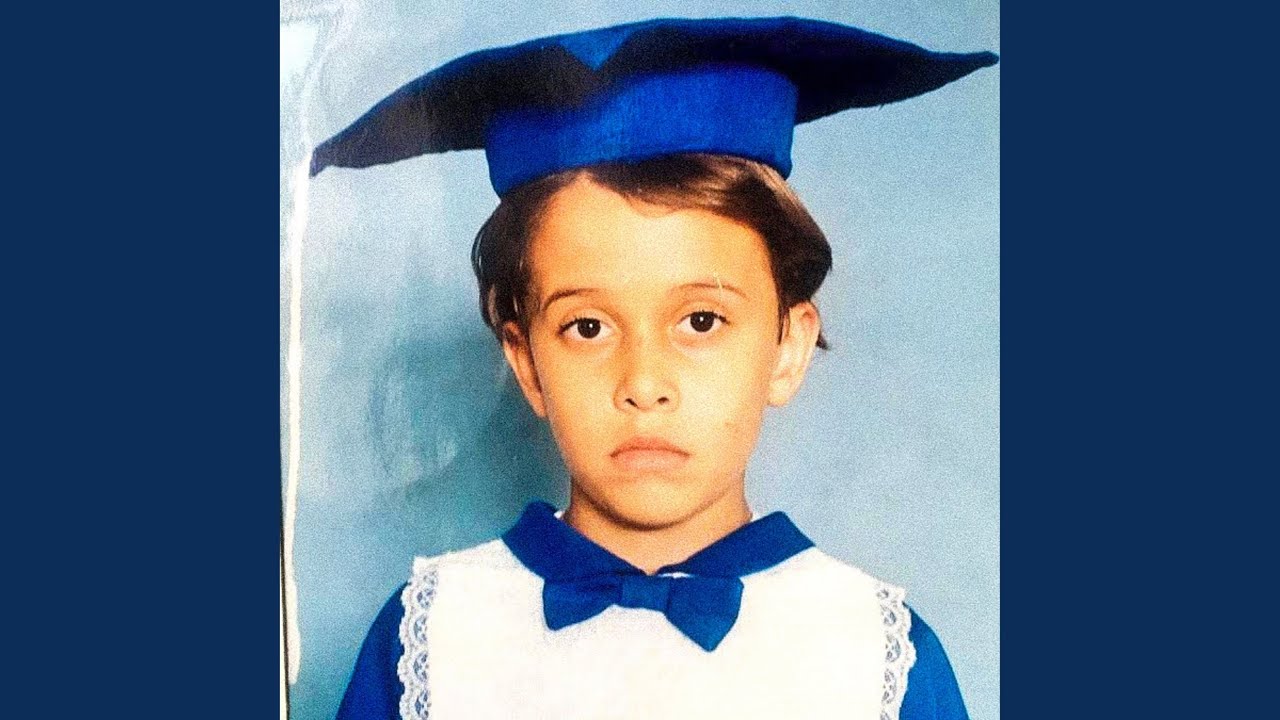 Watch Daydreaming Demo on YouTube Watch Daydreaming Demo on YouTube