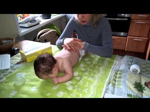 Учимся держат голову