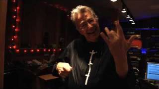 Santana - Riders On The Storm Behind-The-Scenes
Ray Manzarek talks about recording Riders On The Storm from Santanas new album Guitar Heaven: The Greatest Guitar Classicas Of All Time Santana - Riders On The Storm Behind-The-Scenes