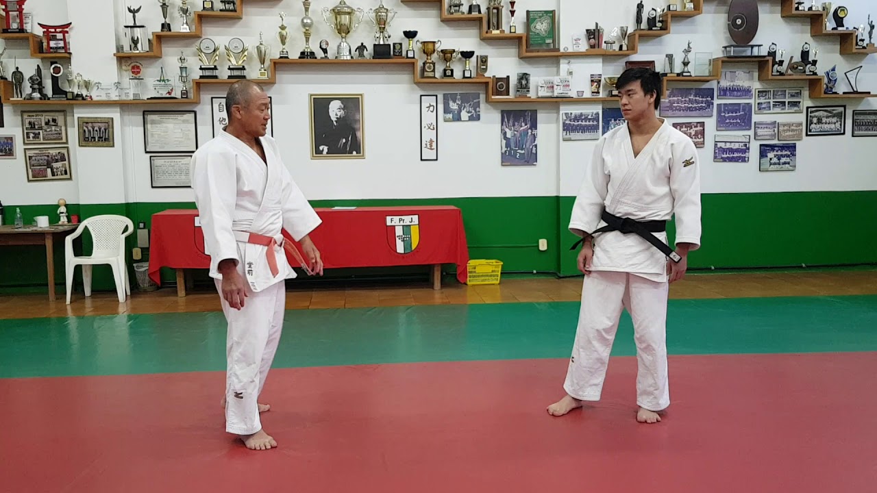 Contra golpe - Koshi guruma/Utsuri goshi