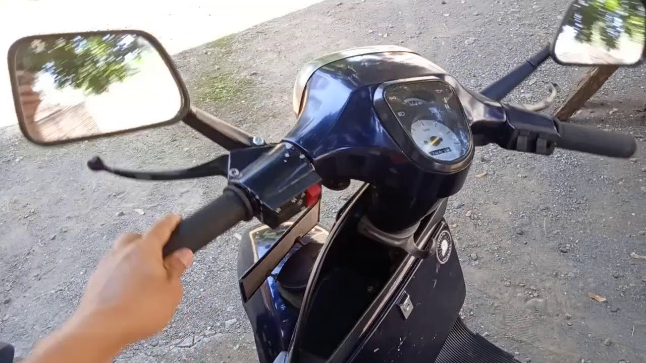 VESPA MATIC VS VESPA MANUAL - YouTube