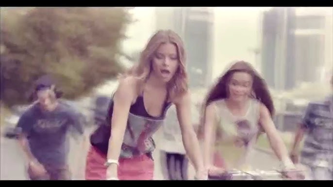 Порно ана жастарды ұстап алып, қосылды Семіз қыздар киска