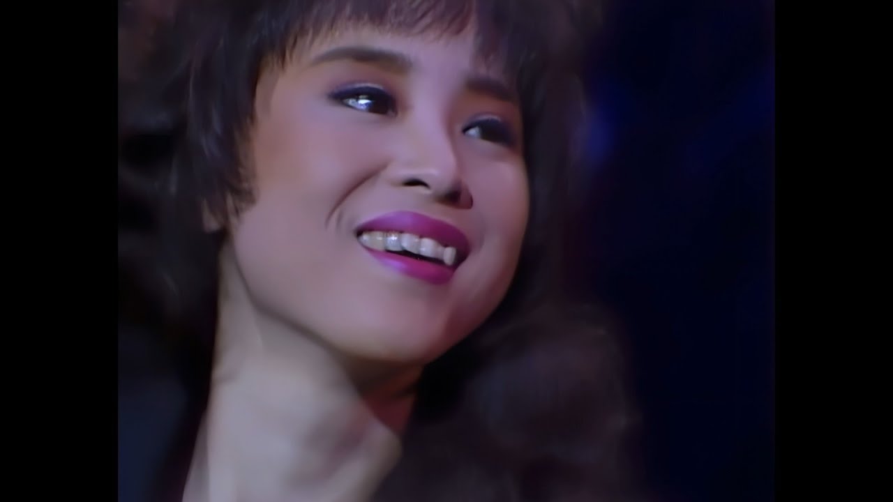 松田聖子 / インタビュー映像あり / 月夜のDancing Beat ～ 雨のコニー