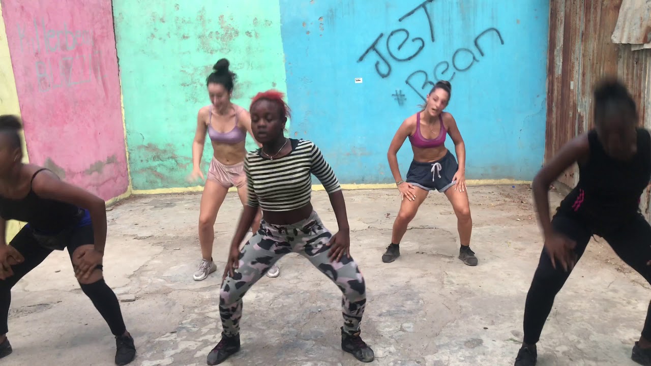 Dancehall - Escuela de Baile en Barcelona - Farray's International Dance Center