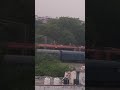 safron vandha bharat #train#hyperbloger #lifeisbutadream #indianrailways #indianrailways #ihavethi