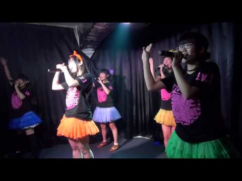 『おとぎの国のラビットガール』
