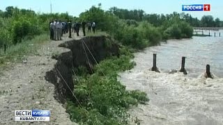 Река Лаба чуть было не вышла из берегов Река Лаба чуть было не вышла из берегов