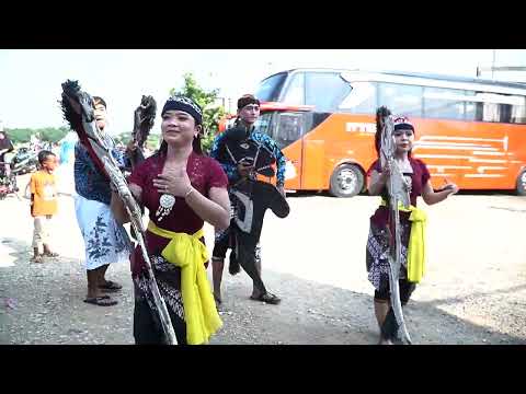 Barongan Arak Arakan Walimatul Khitan Muhammad Fahreza - Papringan Kaliwungu Kudus