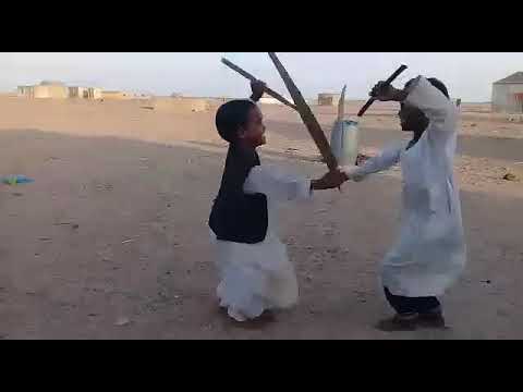 اطفال سودانيين يعرض بطريقه احترافيه