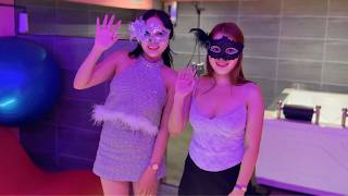 Exploring a Bangkok Massage Parlor – Beautiful Ladies Show Massage Styles / Thailand