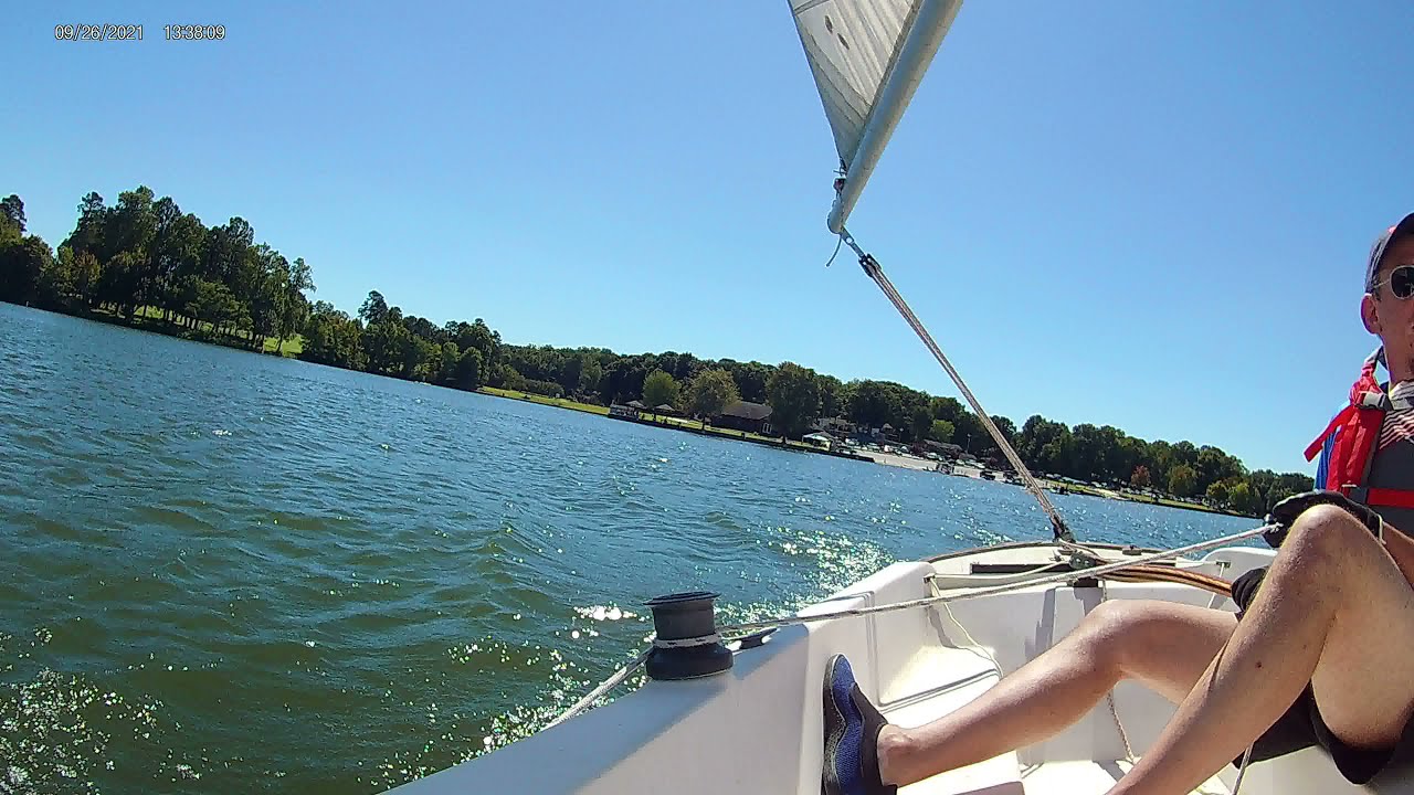 Victoria Eighteen (18) Sep 26 Sail Oak Hollow Lake NC YouTube