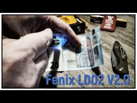 Fenix LD02 V2.0 EDC LED Taschenlampe + UV-Licht (70 L / 200 mW / AAA) Cree XQ-E HI (CRI 90 / 3000 K)