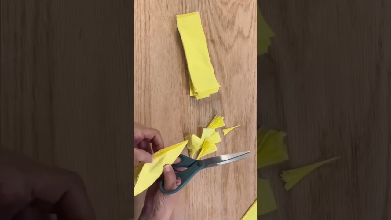 $7.50 SPRING WREATH - ALL DOLLAR TREE - Made with tablecloths. 