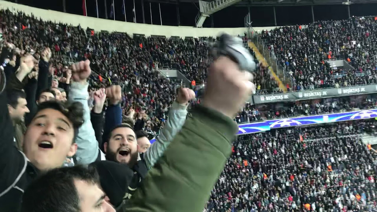 Besiktas fans amazing show vs Bayern Munich Championsleague 17/18