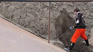 Barge Unloads 3200 Tons Of River Sand - Relaxing Video Work On The Barge