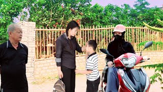 Thuy's fence-building skills - Harvesting sapodilla fruit, The joy of meeting kind people.  screenshot 3