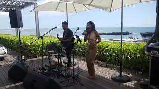 Download Lagu SYANE SEPTIANA || Duo acoustic live performance - Bali Indonesia MP3