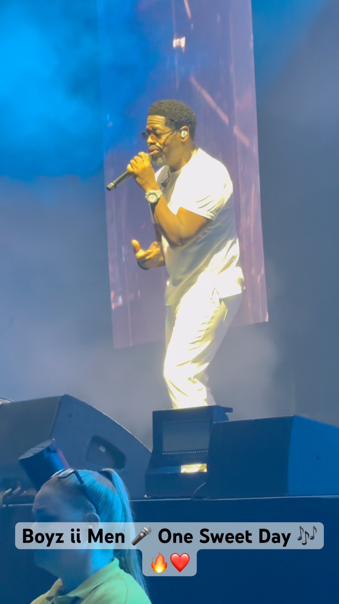 Boyz ii Men 🎤 One Sweet Day 🎶 - Live - YouTube