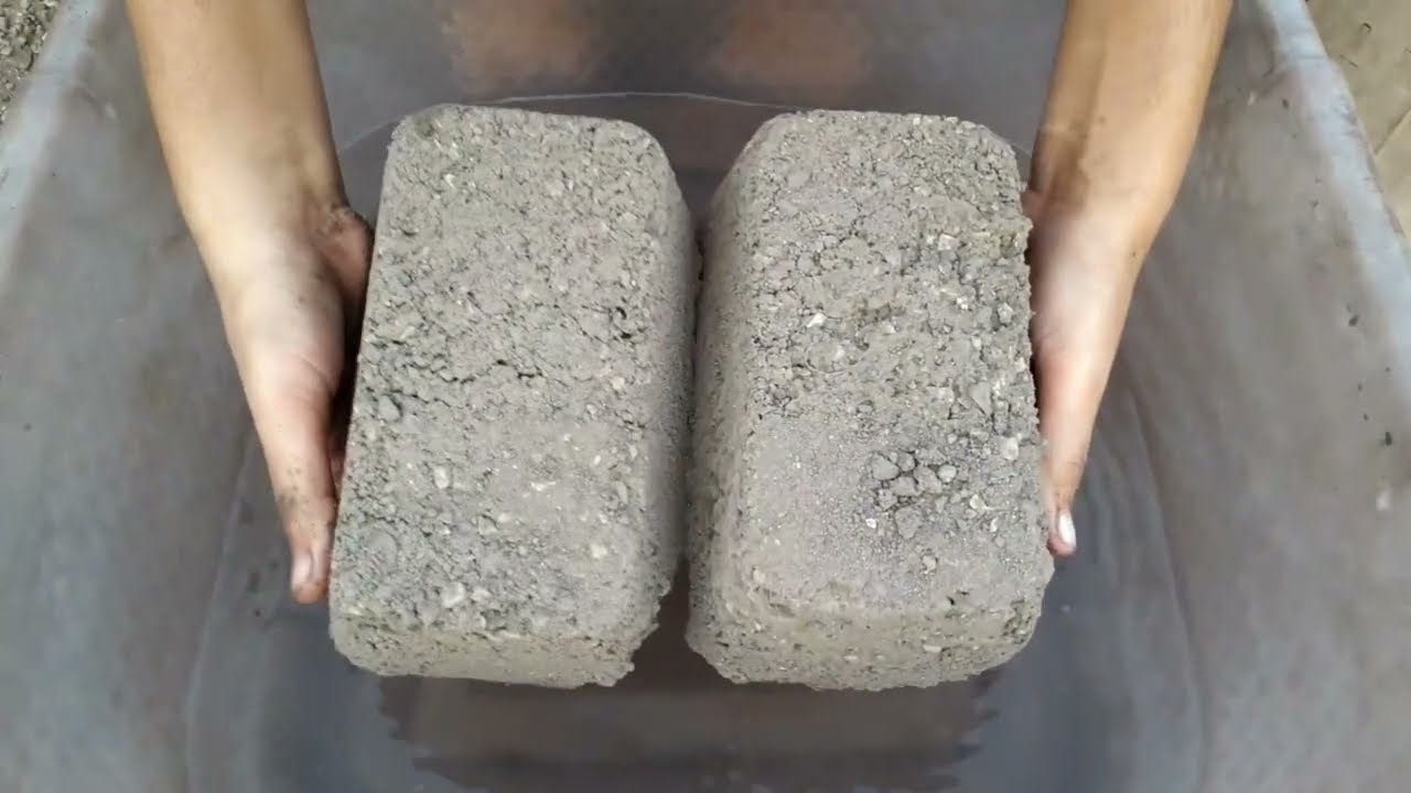 New shape stoney white concrete sand cement crumbling dry in tub+water Crumbling super crunchy 😃💧💦❤️