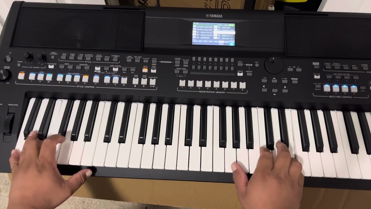 Ritmos de adoración.  Y yamaha psr sx600 disponible 